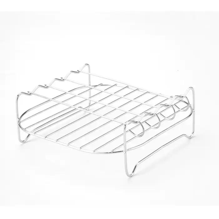 Ensemble de gril d'extérieur avec brochettes