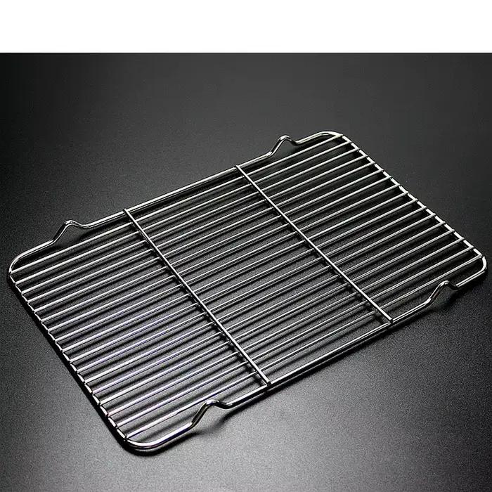 Grille à charbon de bois en acier inoxydable 304 pour barbecue avec pieds en V, drainage efficace, facile à nettoyer, résistance à la chaleur et aux UV, idéale pour soirées entre amis et fêtes familiales