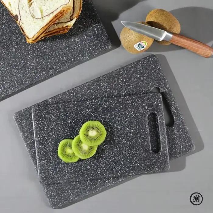 Planche à découper les légumes de cuisine