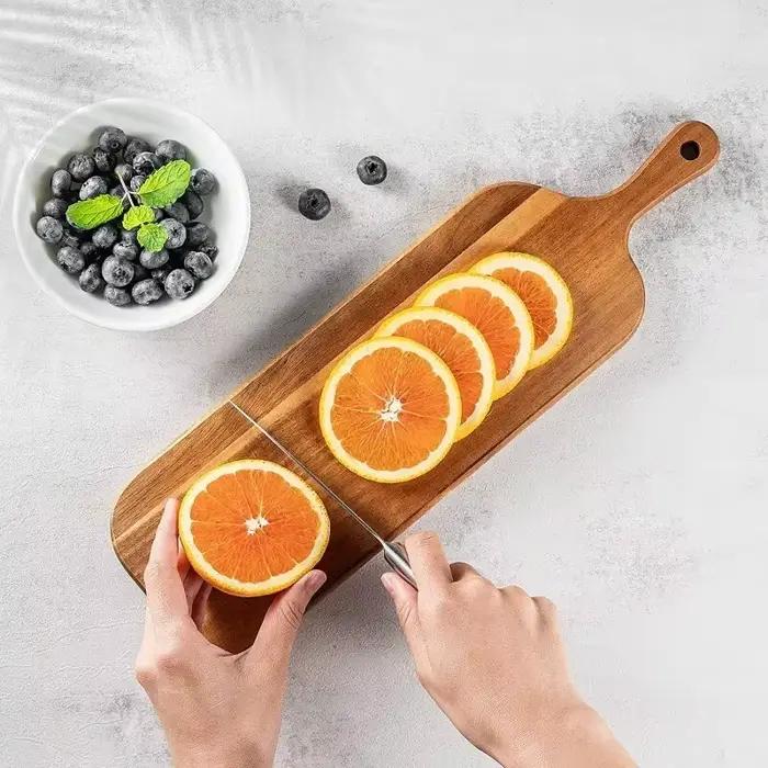 Planche à découper en bois avec poignée pour fromage, charcuterie, fruits et pain - Polyvalente et durable pour la cuisine et les fêtes