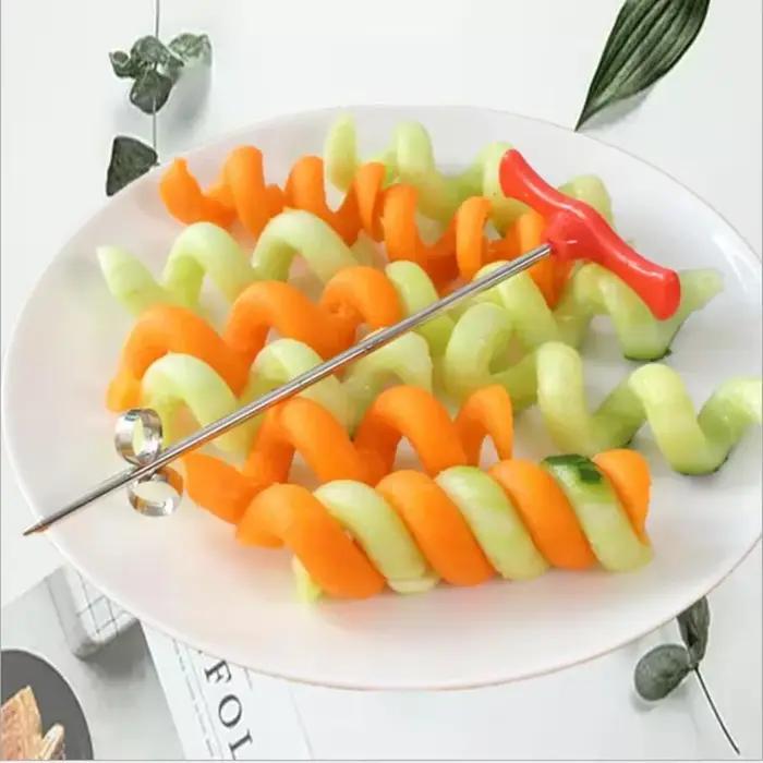 Coupe-pommes de terre en spirale
