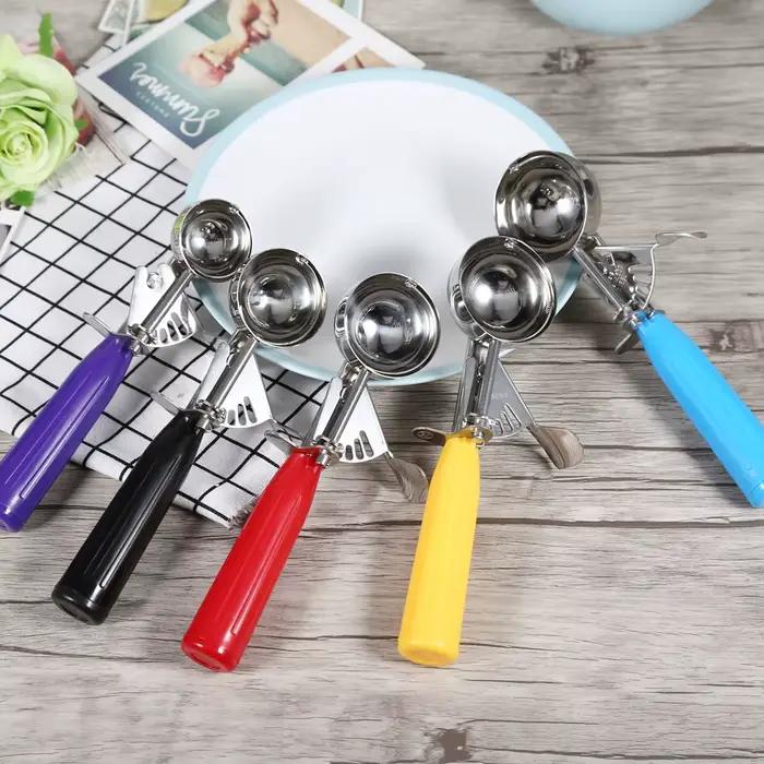 Cuillère à crème glacée aux fruits en acier inoxydable avec poignée en plastique, pratique, outil de
