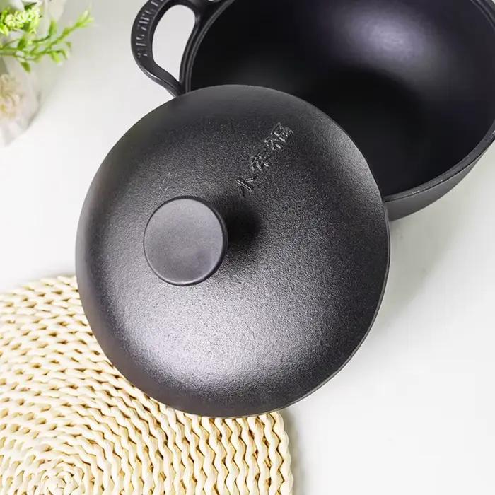 Pot à soupe Wok multifonctionnel à fond plat en fonte avec couvercle épaissi à micro-pression intégré pour tables de cuisson à induction