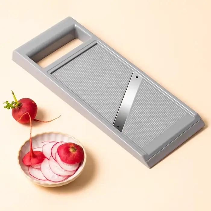 Coupe-légumes de cuisine multifonctionnel portatif